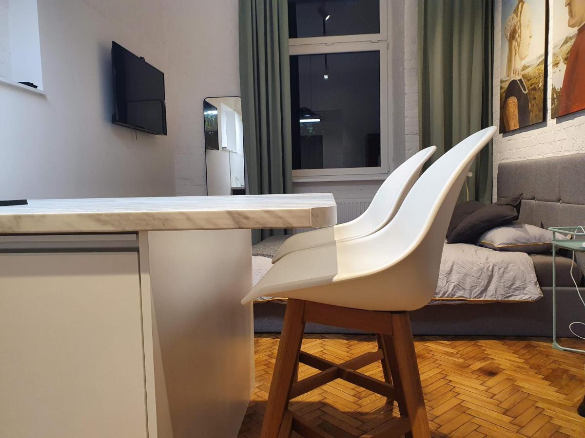 Takie Studio, Ze Zal Nie Wynajac Lodź Bagian luar foto